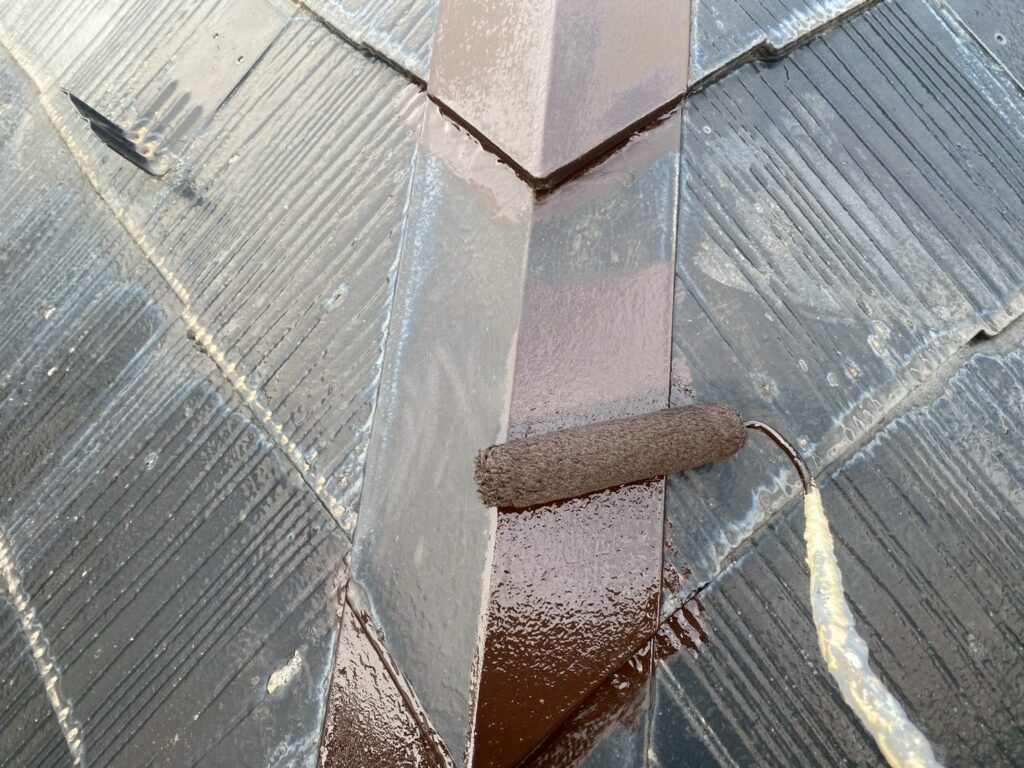 屋根下塗り（板金部錆止め塗装）